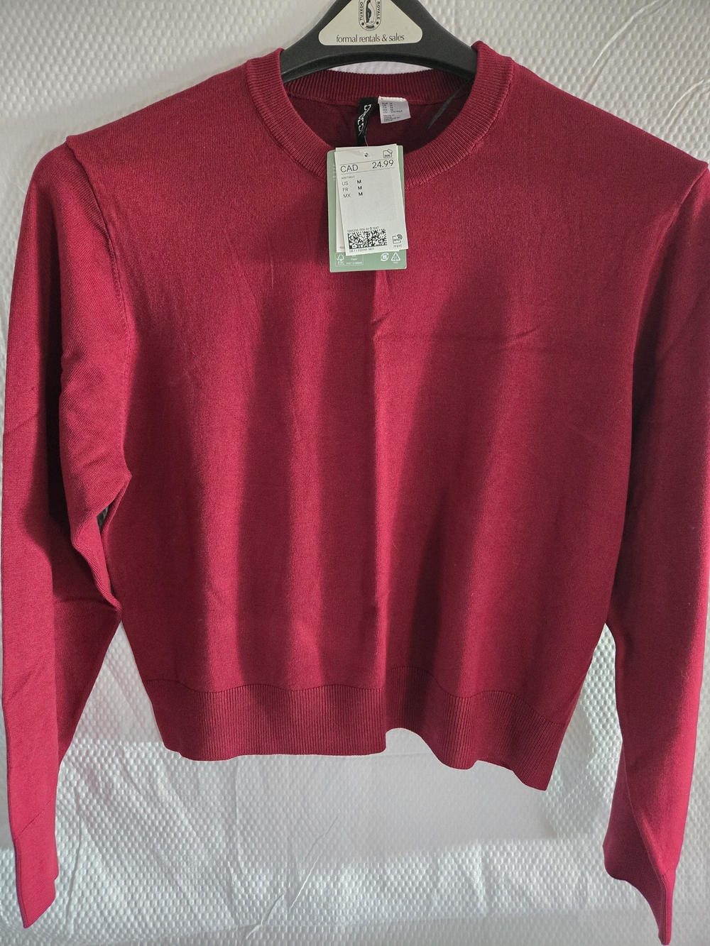Women’s Crewneck Sweater in Deep Red